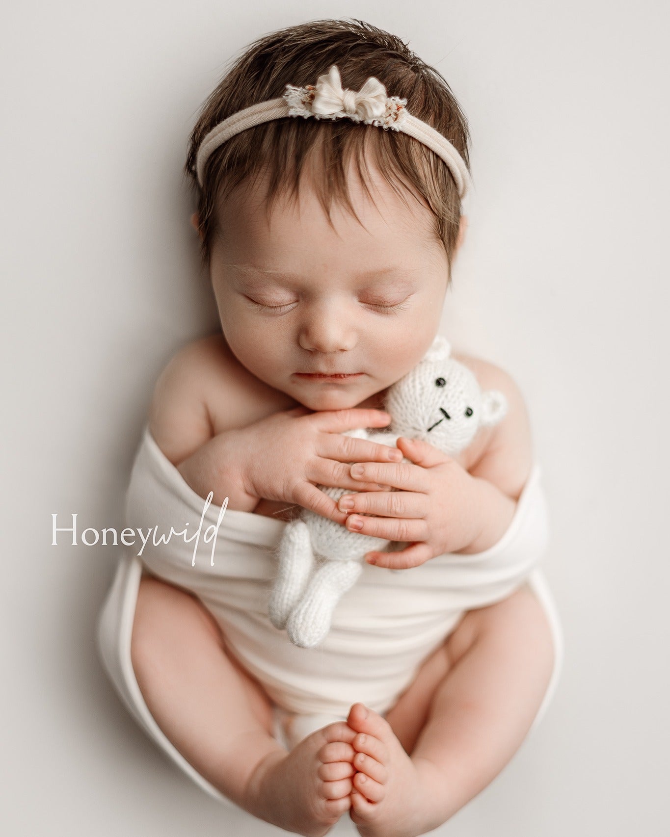 White | Flower Bow tieback