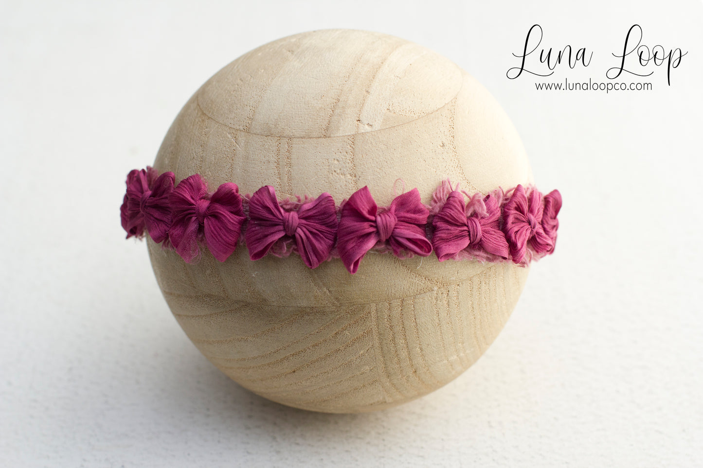Tiny Crinkle Multi Bow Tieback