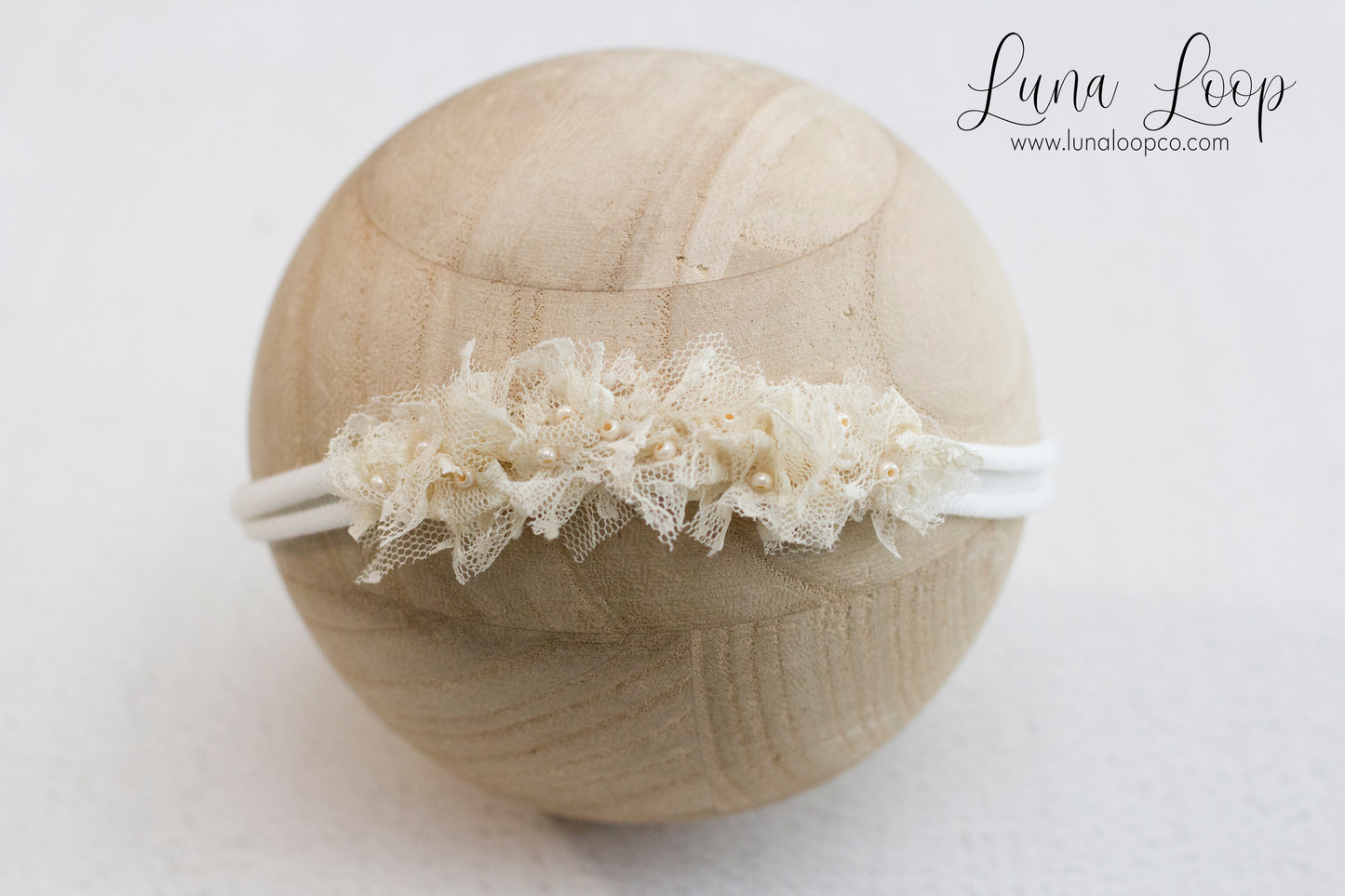 Cream | Lace Beaded Tieback