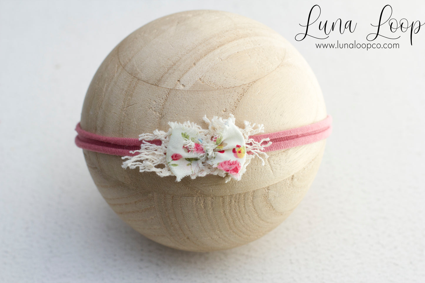 $5 Perfect little bow *Over 50 different colors*