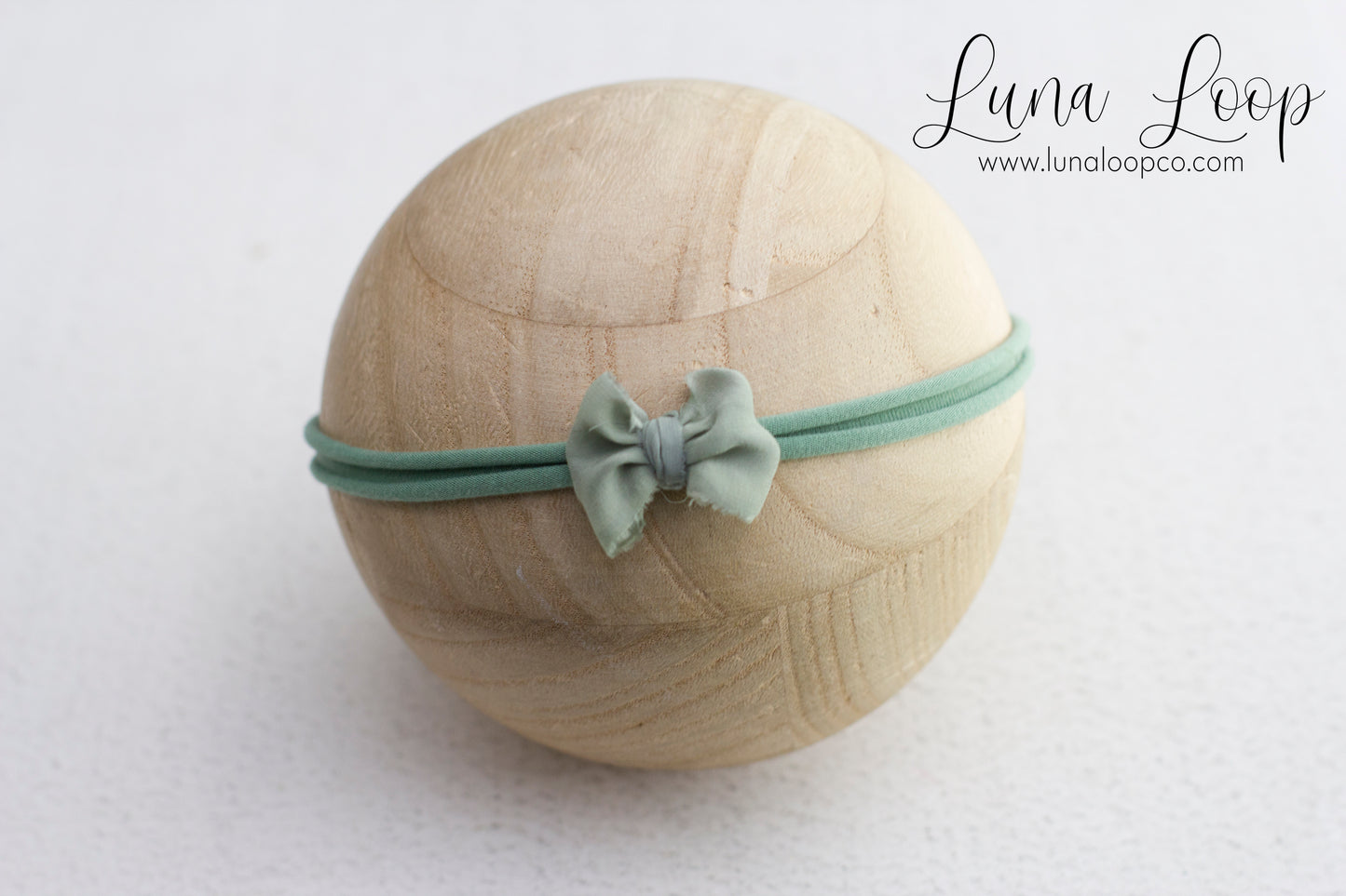 Perfect little bow *Reg size* LAST CHANCE