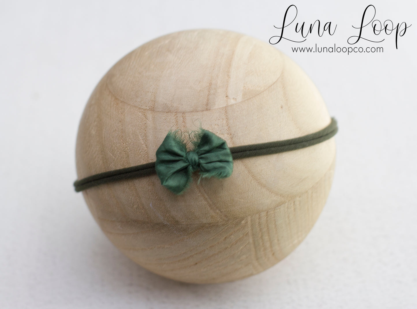 Perfect little bow *Reg size* LAST CHANCE