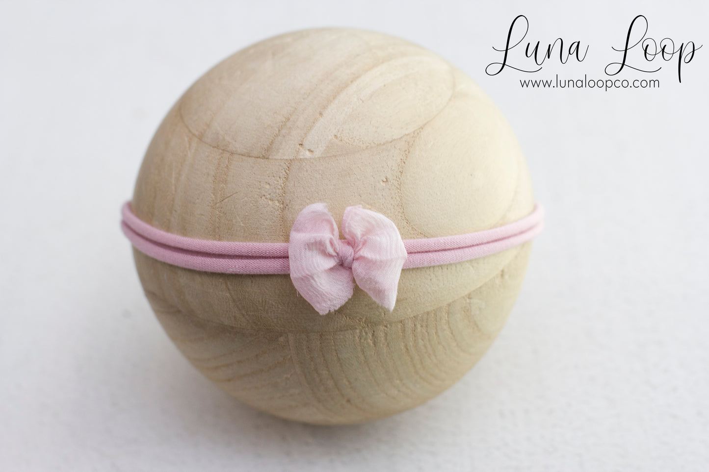 Perfect little bow *Reg size* LAST CHANCE