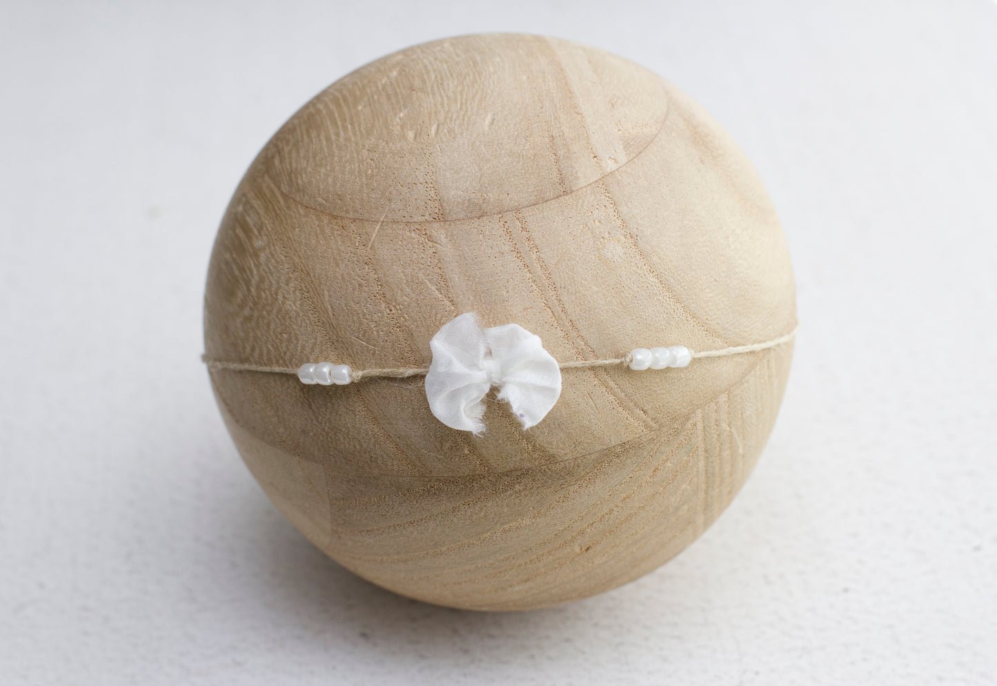 White | Bow Bead tieback