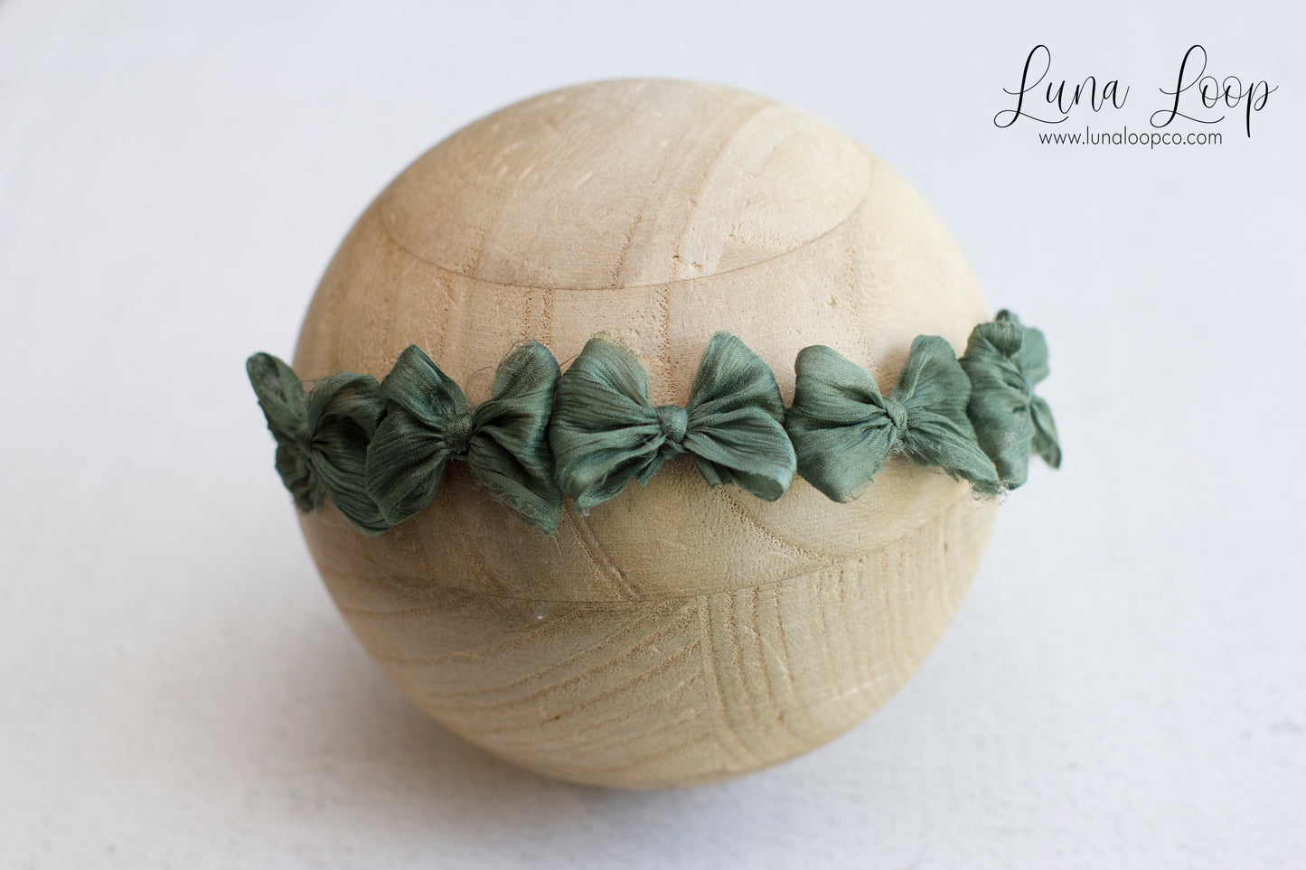 Green | Olive Crinkle Multibow