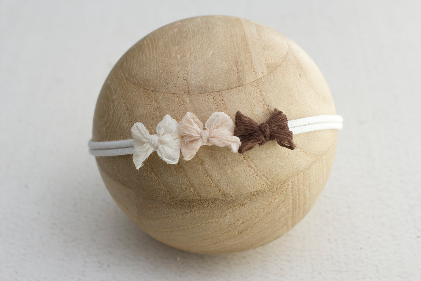 Natural | Crinkle trio bow
