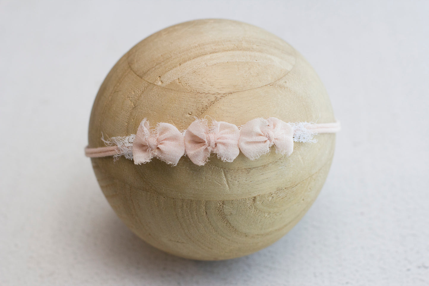 Blush | trio bow