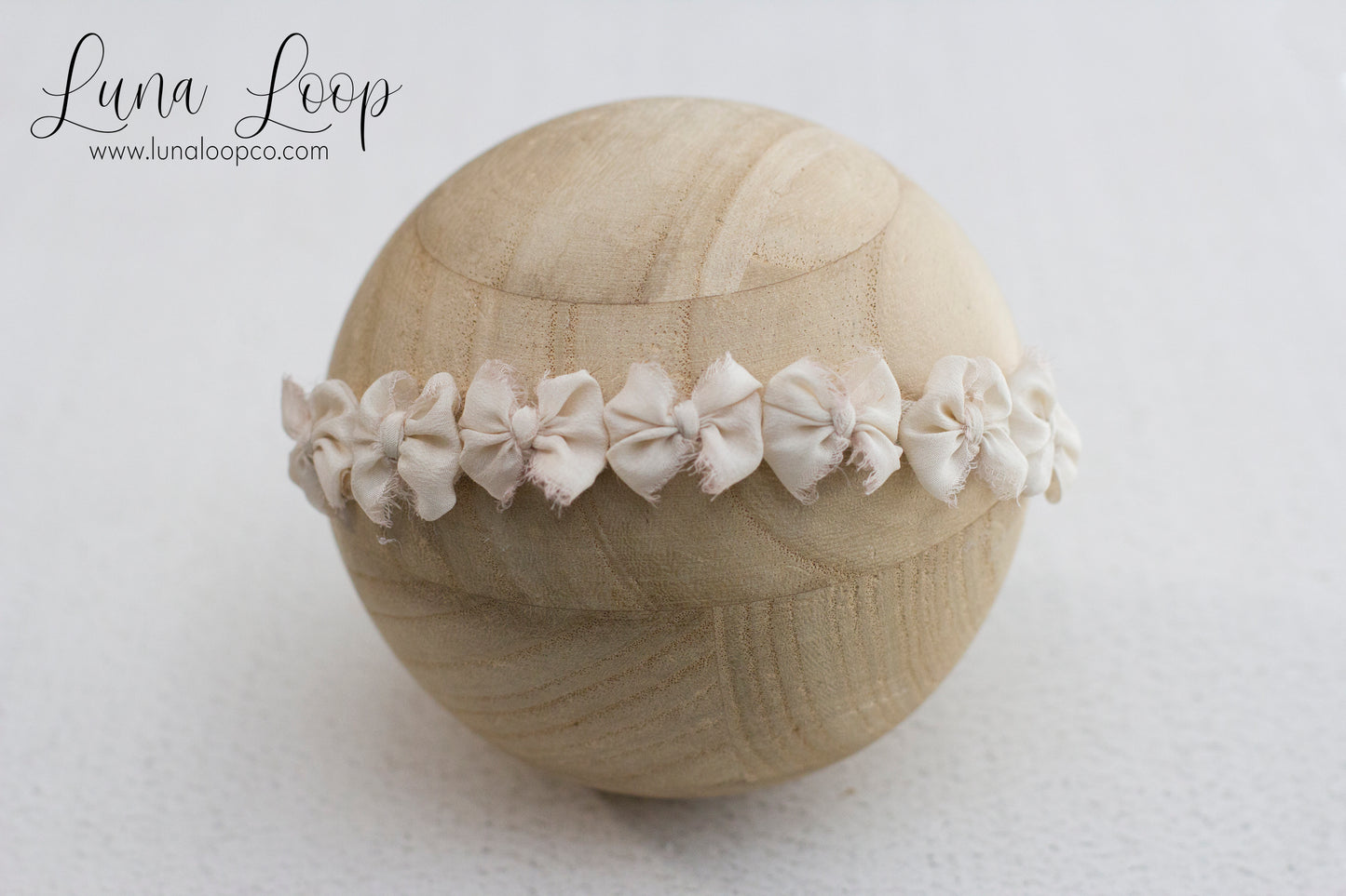 Ivory | Tiny Multi Bow tieback