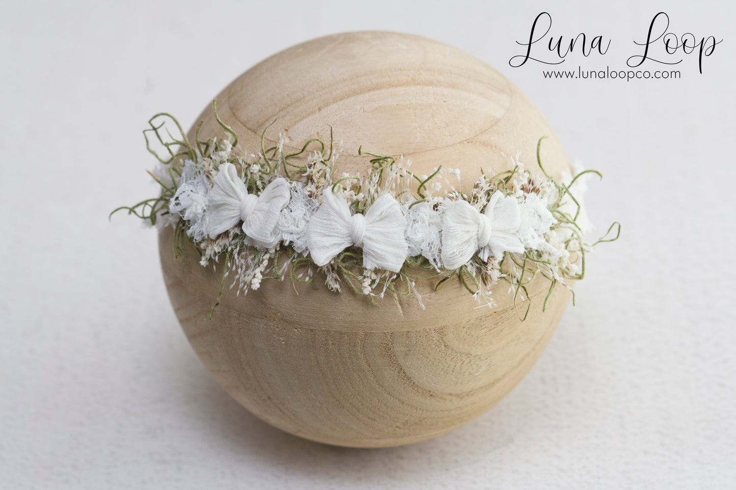 White | Aria Tieback