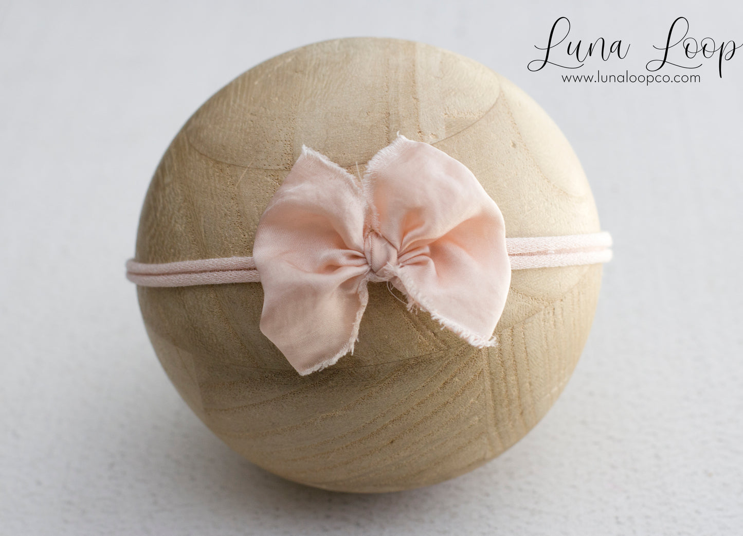 Pink | Blush Grande bow