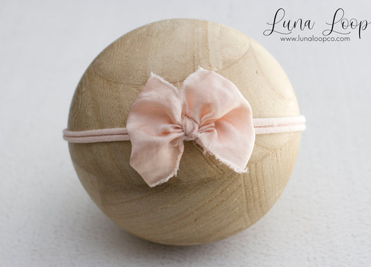 Pink | Blush Grande bow