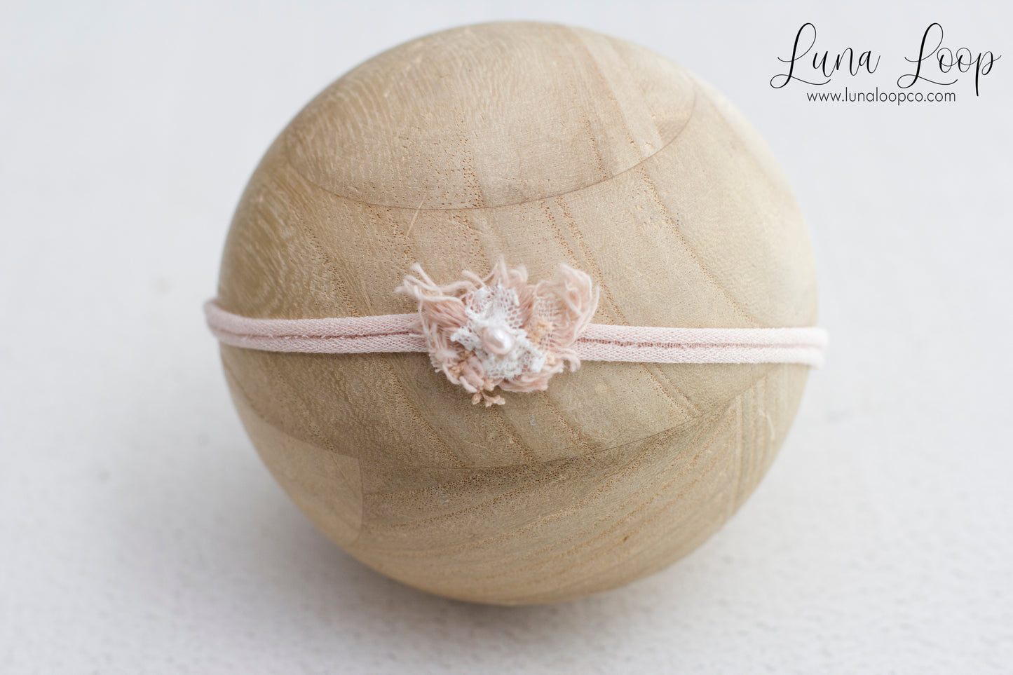 Pink | Dainty pearl