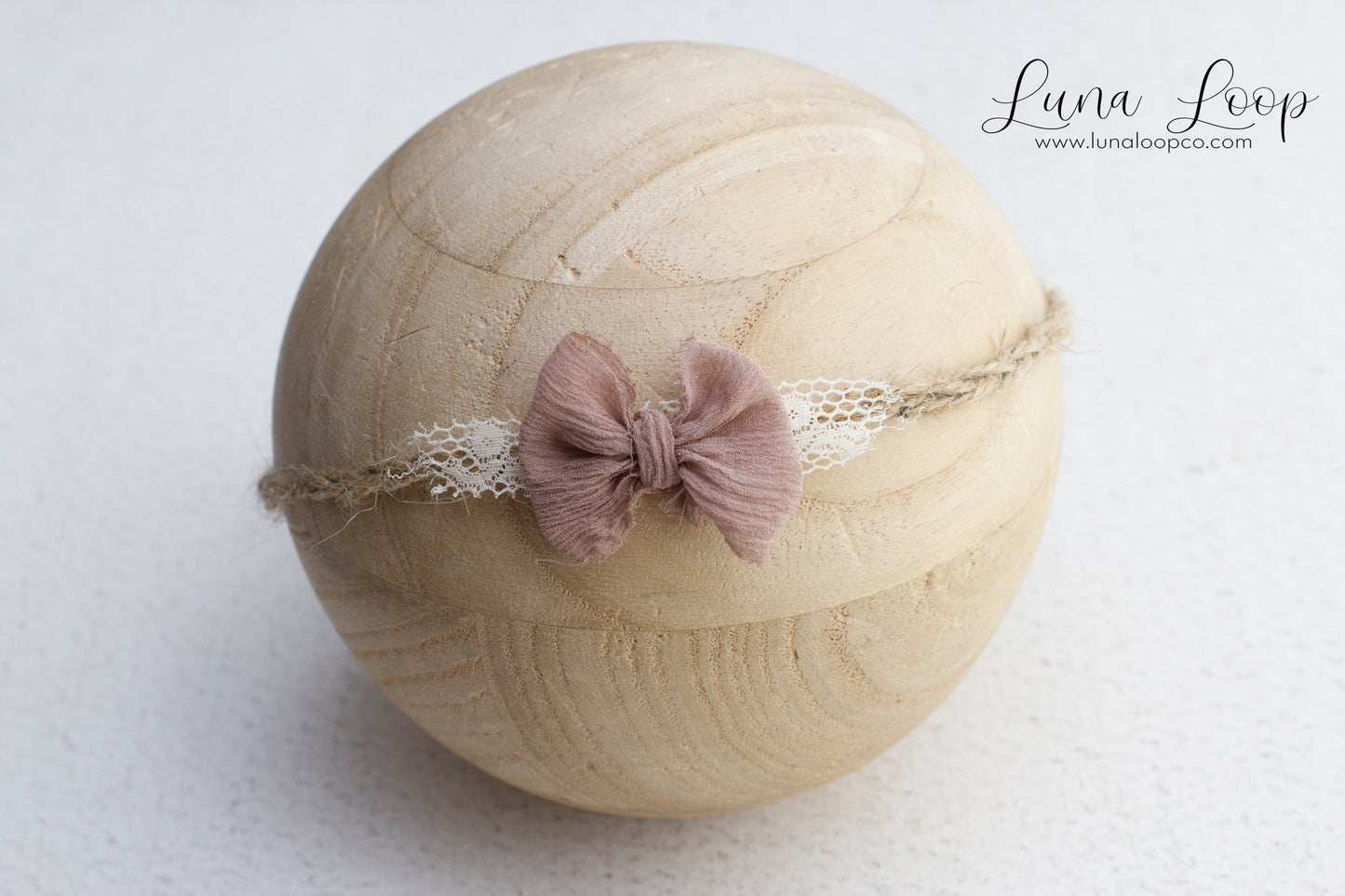 Neutral | Lace Bow tieback