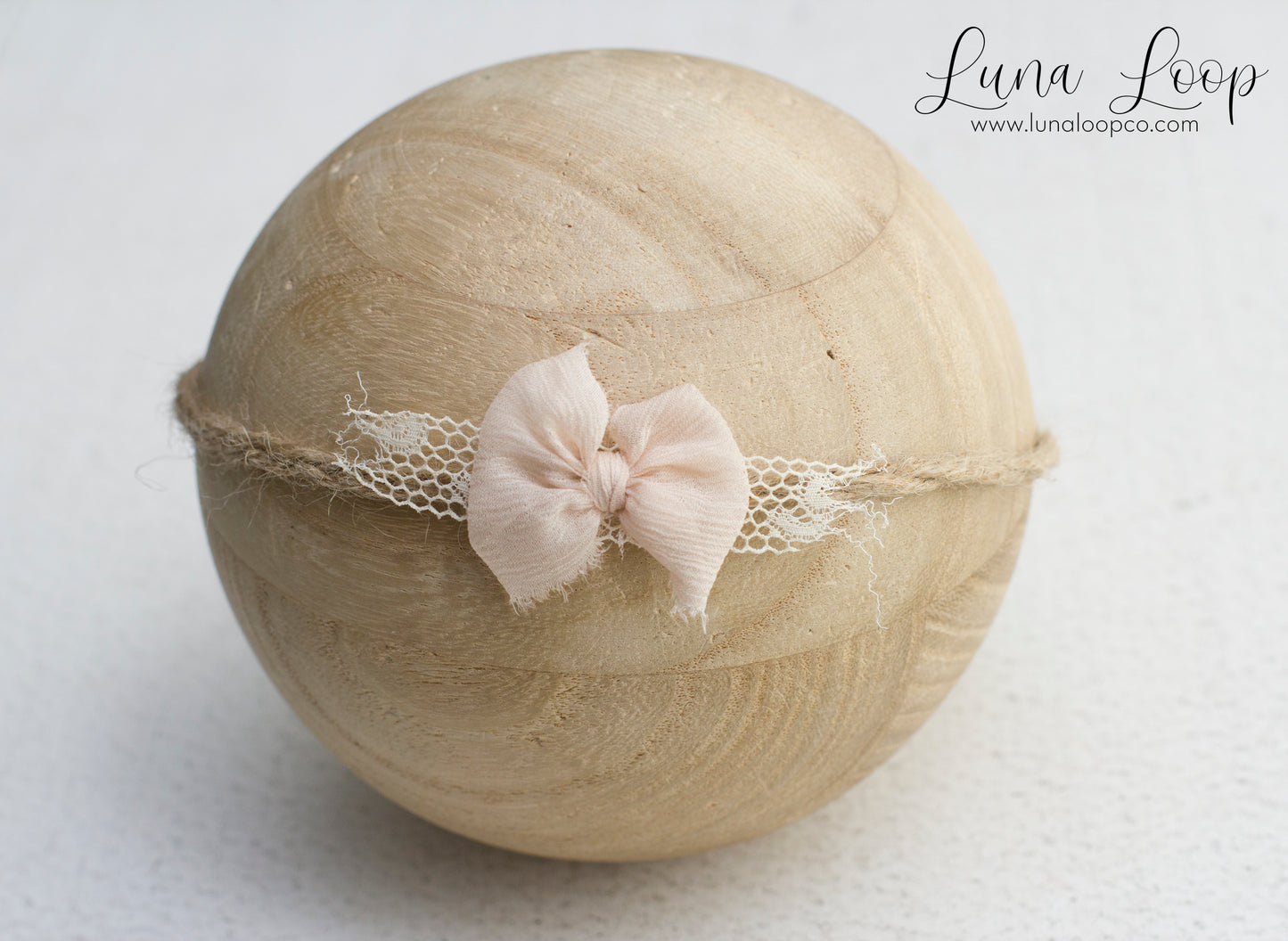 Cream | Lace Bow