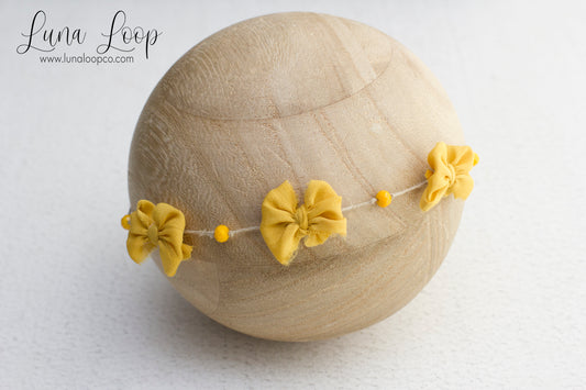 Mustard | Bow Bead tieback