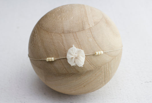 Cream | Bow Bead