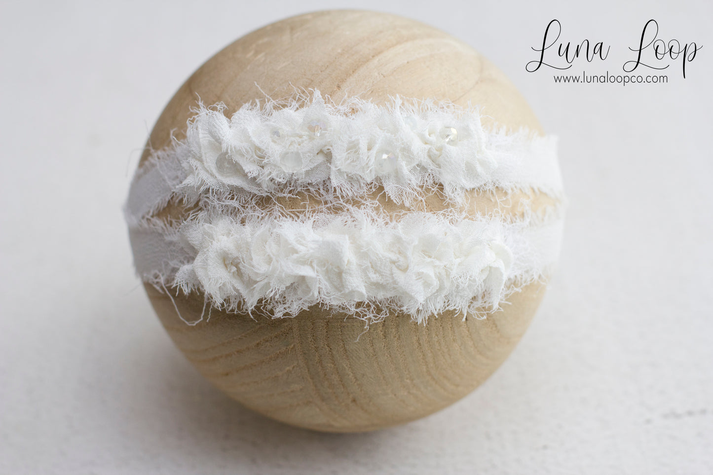 White | Shabby Tieback