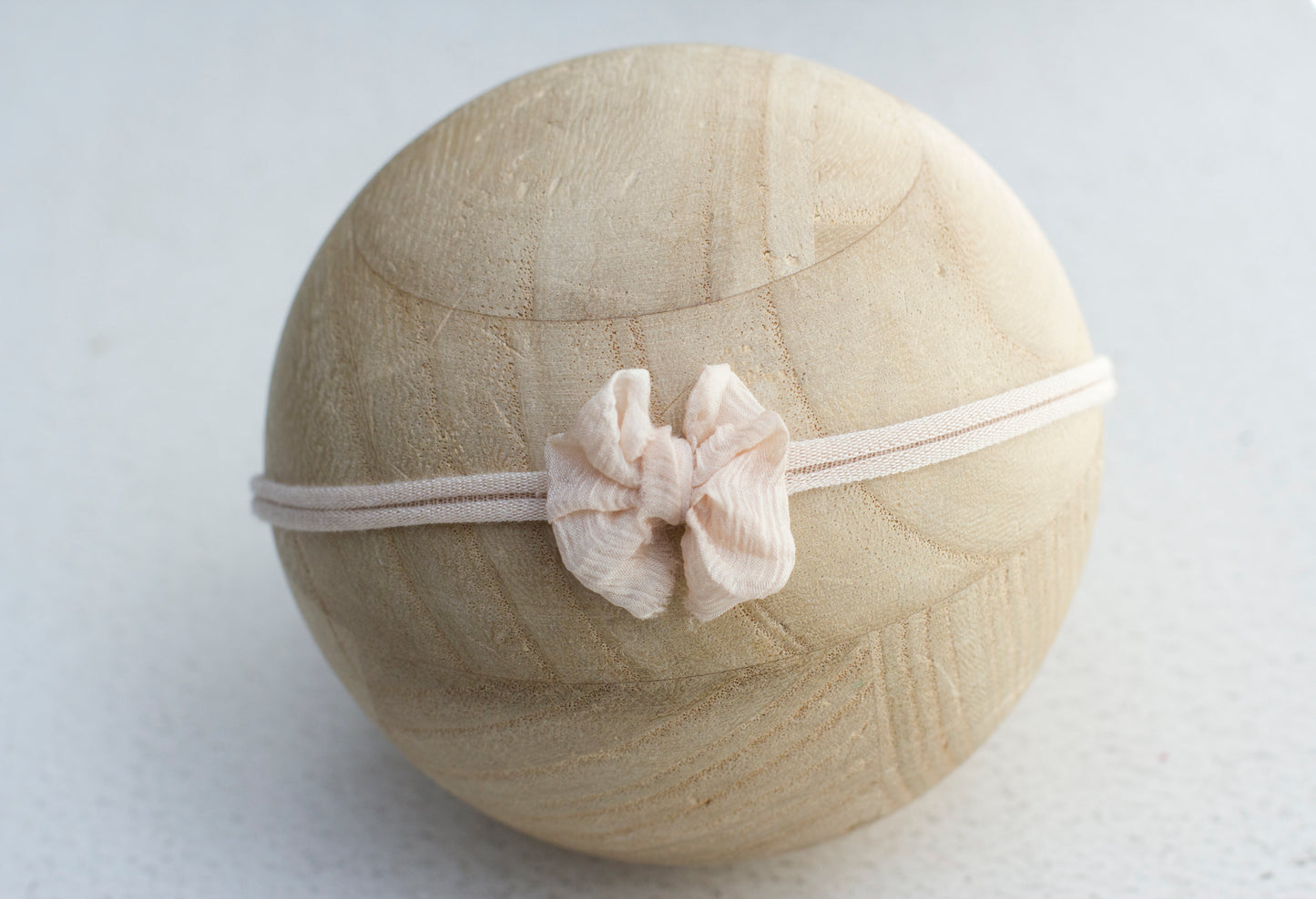 $5 Perfect little bow *Over 200 tiebacks*