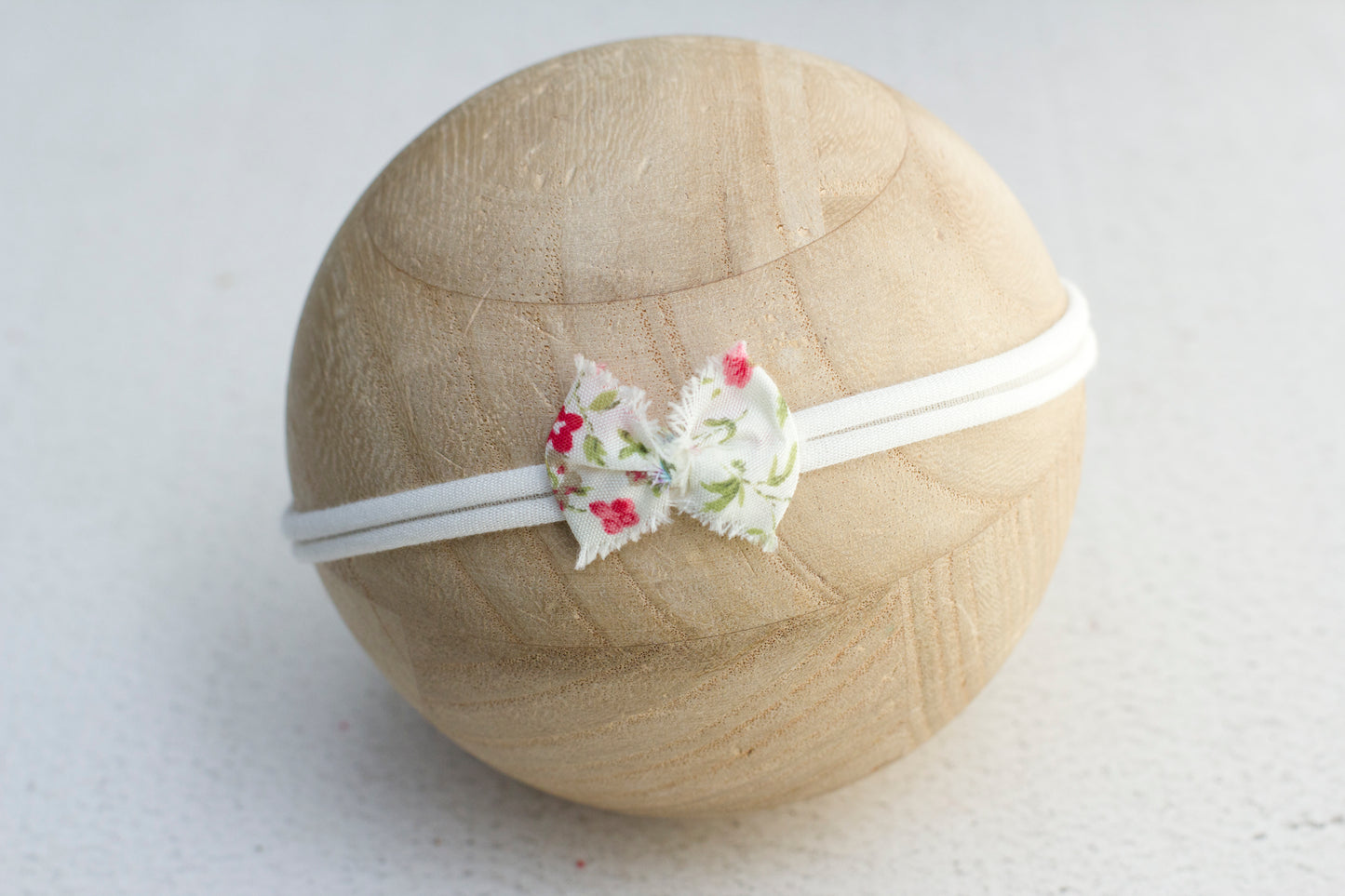 $5 Perfect little bow *Over 200 tiebacks*