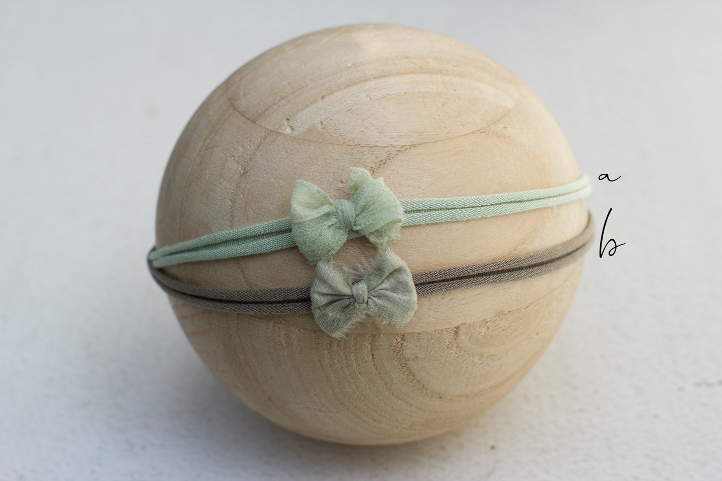 $5-8 TINY | Perfect Little Bow
