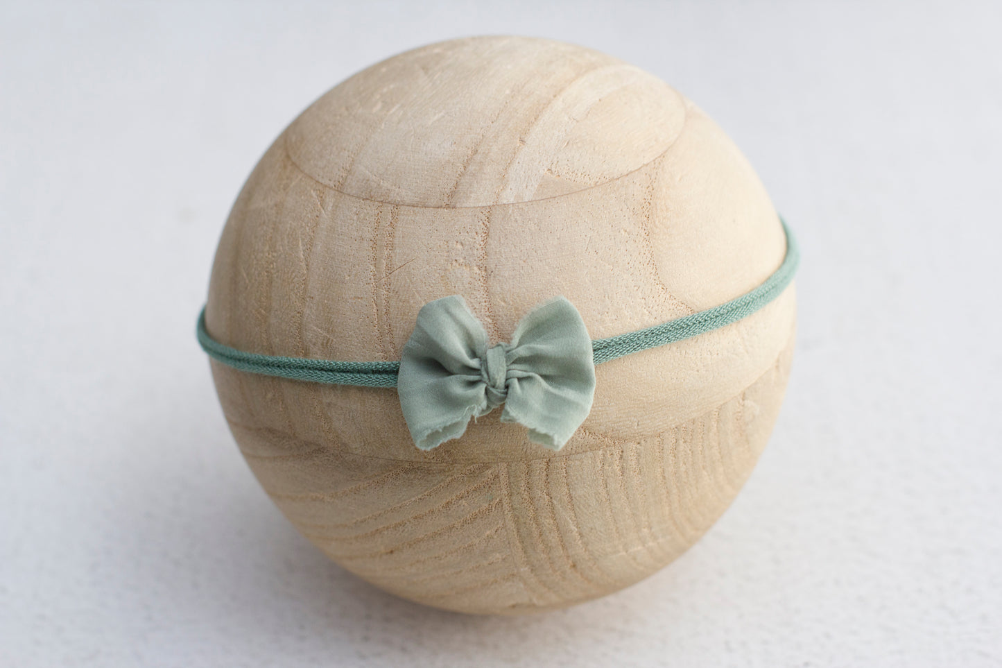 $5 Perfect little bow *Over 200 tiebacks*