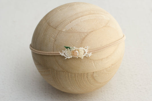 Natural | Dainty Bead tieback