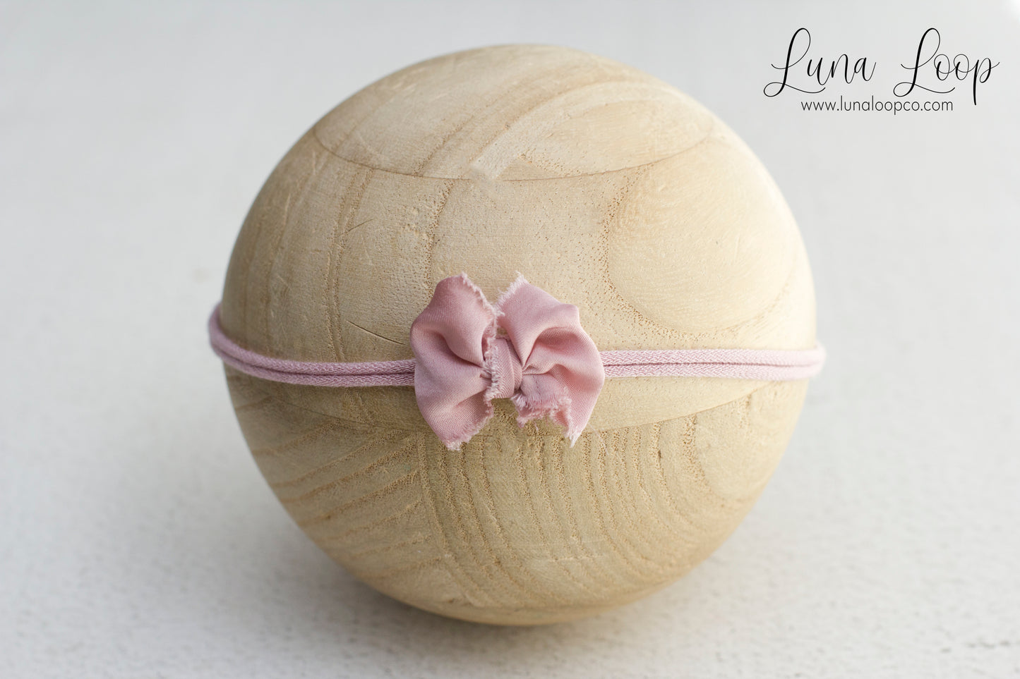 $5 Perfect  bow *Several color options*