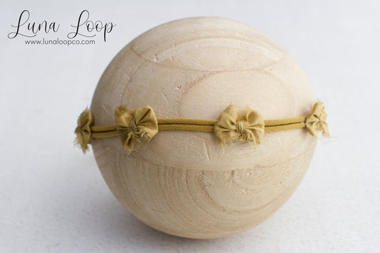 $8 Gold | Quad Bow