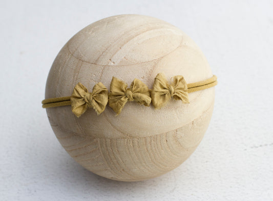 Gold | trio bow