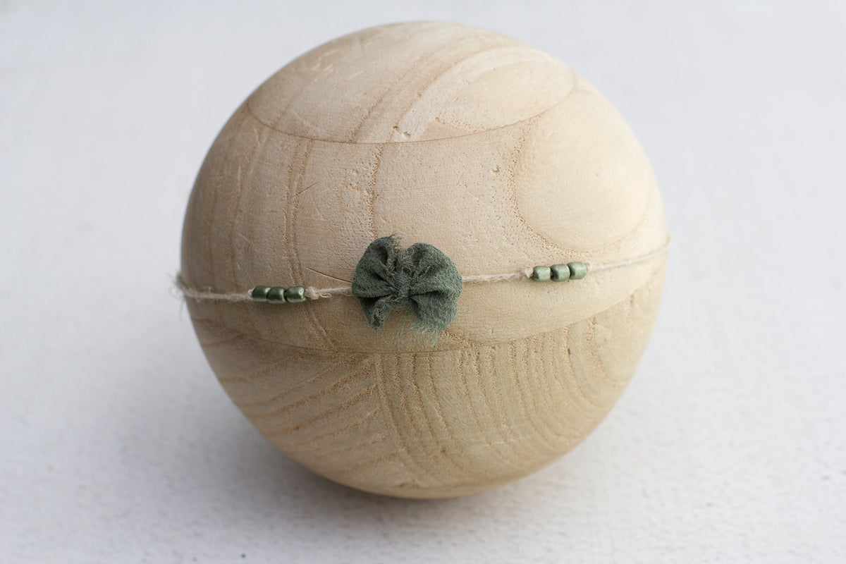Bow Bead Tieback *several colors*