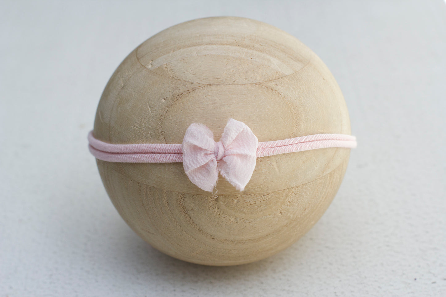 $5 Perfect little bow *Over 200 tiebacks*
