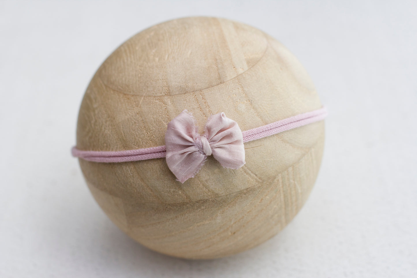 $5 Perfect little bow *Over 200 tiebacks*