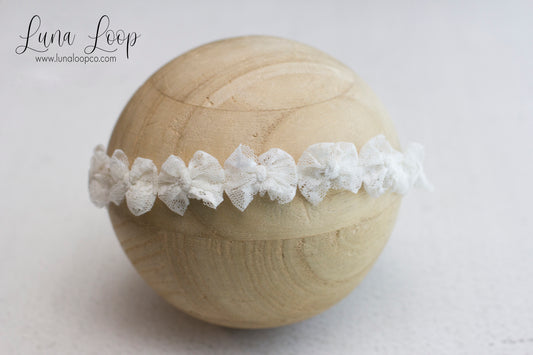 White | Lace Multi bow