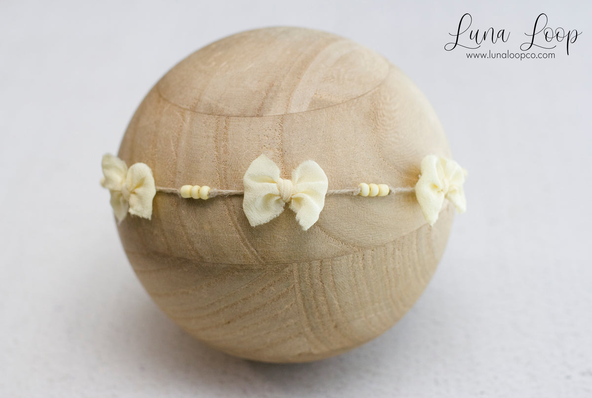 Bow Bead Tieback