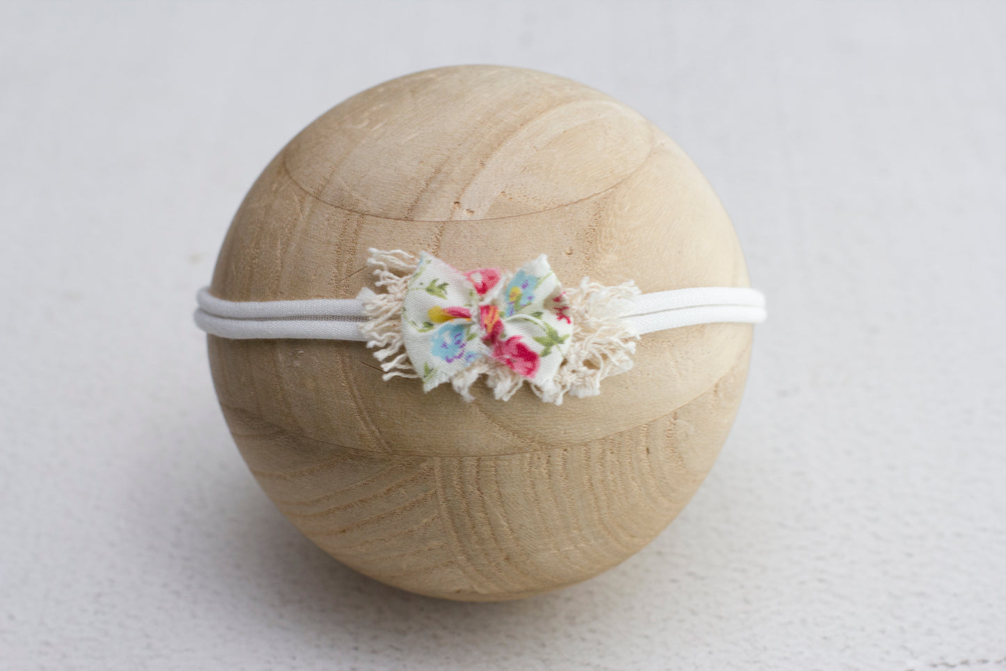 White | floral Bow