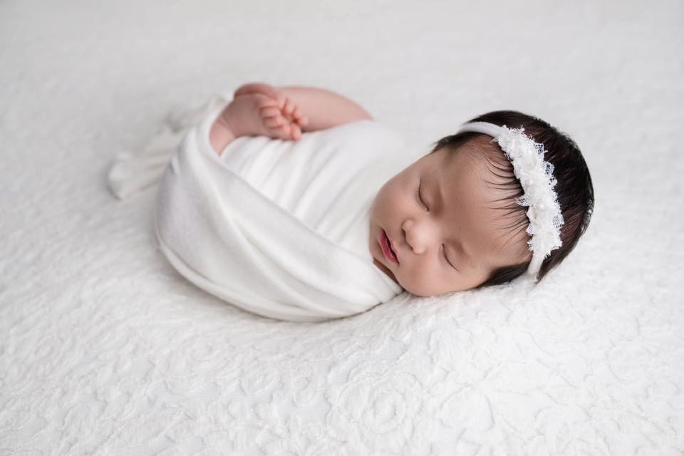 White | Beaded shabby