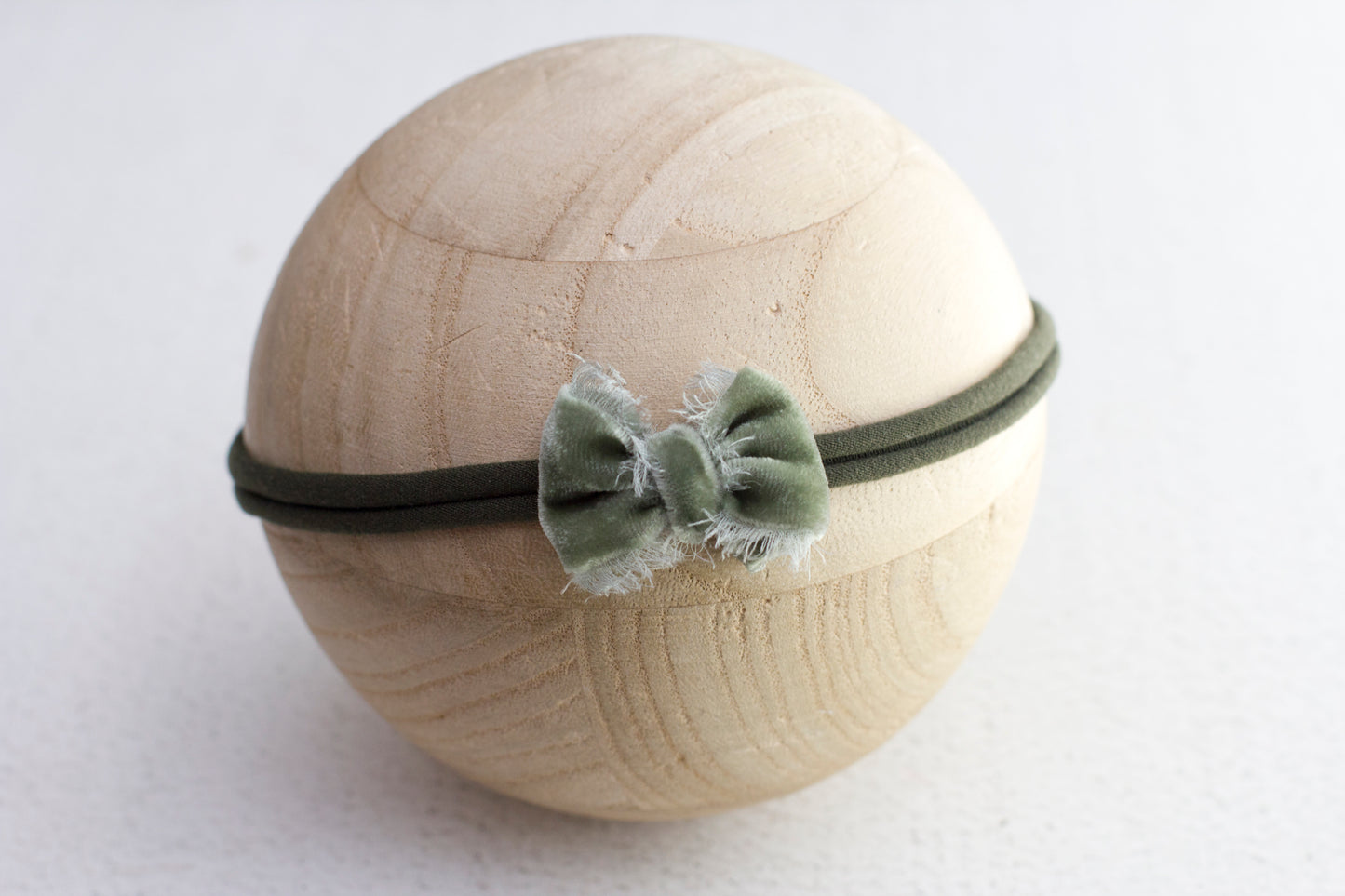 Green | Moss Velvet Bow